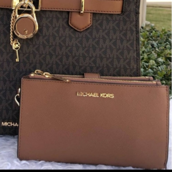 Michael Kors Wallet Lugagge Double Zip Wallet - Picture 1 of 4